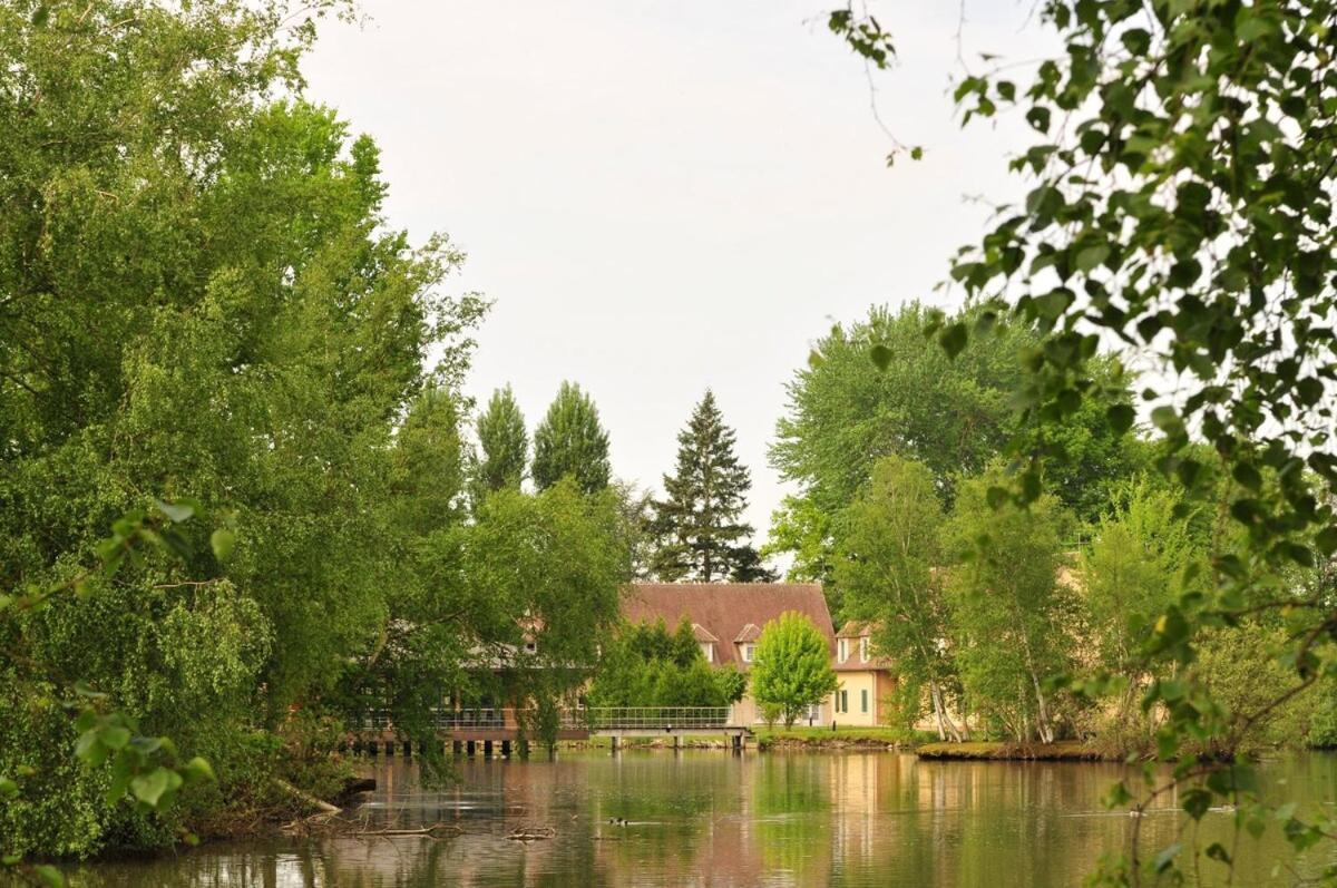 Ternelia Village Vacances Sainte Montaine Exterior foto